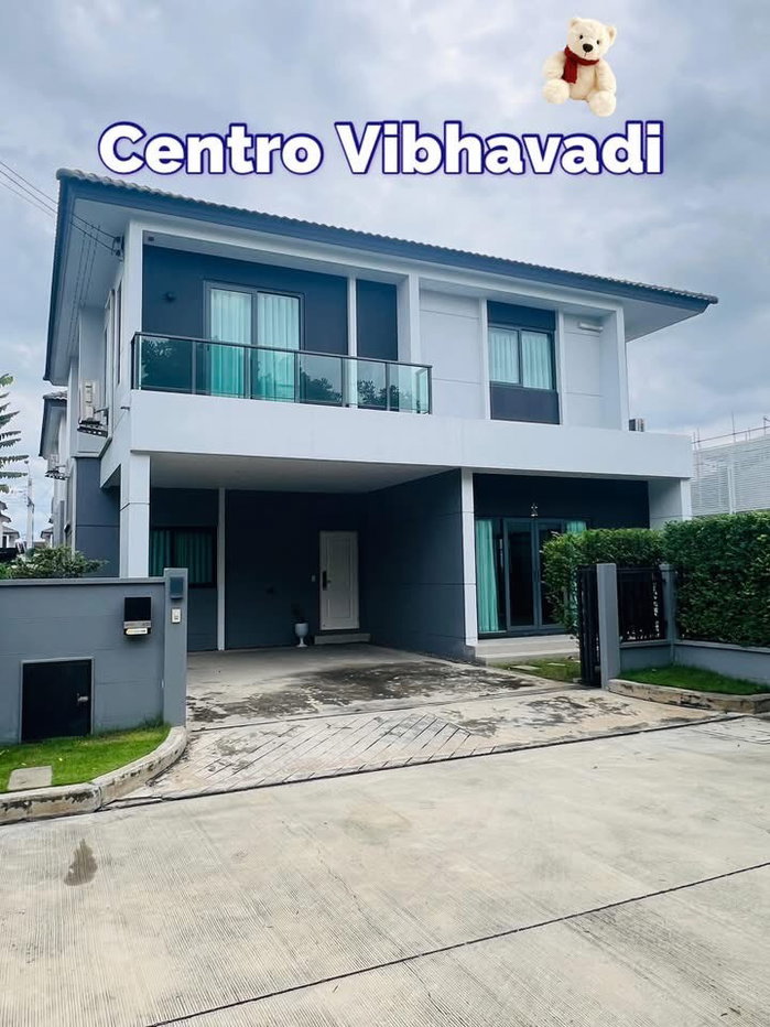 picture Centro                         Vibhavadi - 1/18