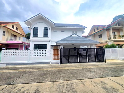 ขายบ้านเดี่ยว : ลดราคาพิเศษ..บ้านเดี่ยวหลังใหญ่ รีโนเวทใหม่ กว้าง ราคาคุ้ม หมู่บ้าน ฮาร์โมนี่วิลล์ ถนนสุขาภิบาล5 ซอย80 สายไหม ฟรีผ้าม่านทั้งหลัง