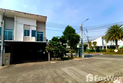 ทาวน์โฮม ถนนพุทธบูชา : ขายด่วนต่ำกว่าประเมิน ดีลดีที่สุด 5729133