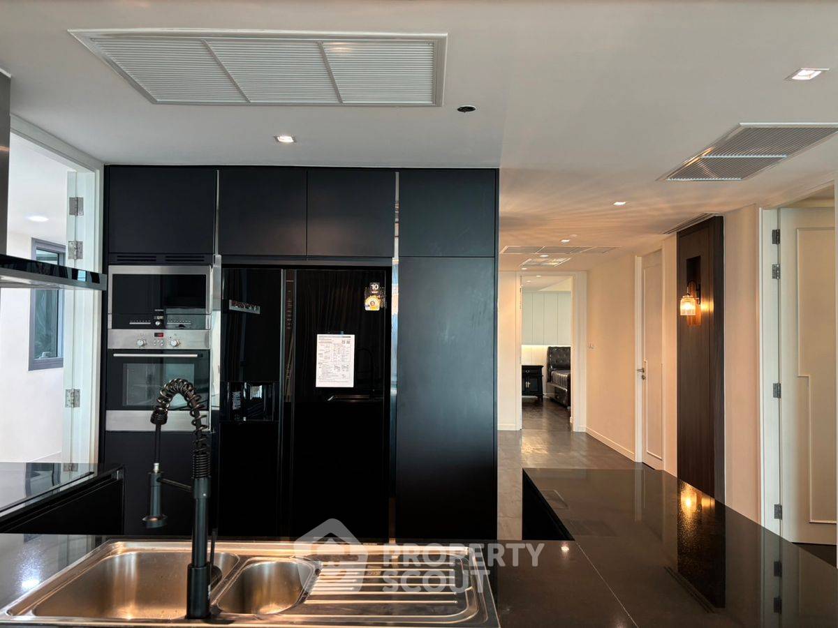 รูป คอนโด 3 ห้องนอน ขนาด 225 ตร.ม. ชั้นสูง ที่ The Pano Rama 3 (ID 2355214) - รูปที่ 24/32