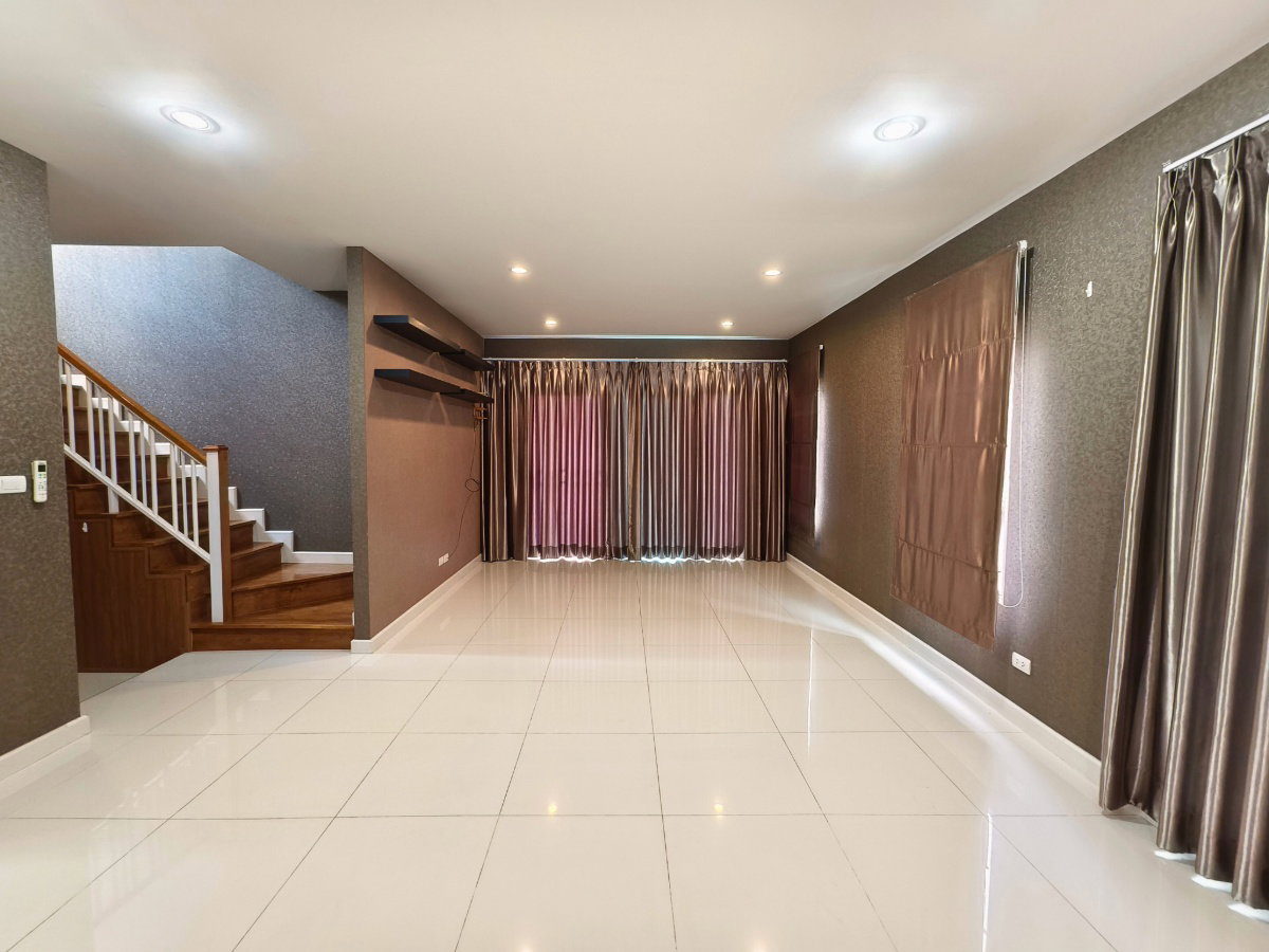 รูป ขาย บ้านเดี่ยว ใหญ่ที่สุดในหมู่บ้าน ภัสสร เพรสทีจ ลุกซ์ พัฒนาการ 3ห้องนอน 3ห้องน้ำ 86.8 ตร.ว. หลังริม - รูปที่ 3/20