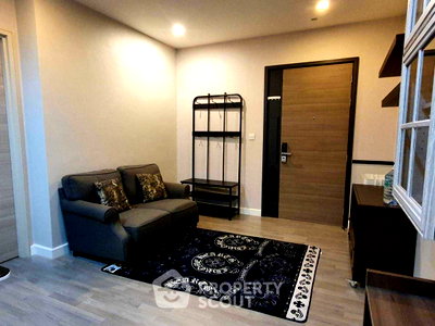 Condos for sale : 1-BR Condo The Room Sathorn Near BTS Surasak For Sale (ID 654621)
