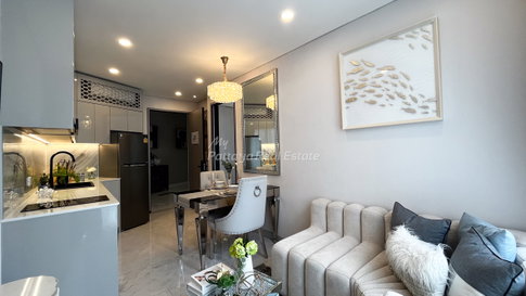 🛏️ 1 ห้องนอน - 🛁 1 ห้องน้ำ - 🏙️ Sea View - 🌏 ชื่อชาวต่างชาติ - 🏢 Copacabana Coral Reef Jomtien - รหัส: COPAR02
