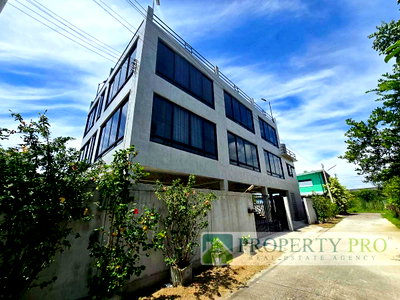Houses for sale Pathumthani : House for Sale Rangsit Klong Luang, 5 bedroom 100 sqw 471 sqm Loft Style Near Thammasart University, Bangkok University, Future Park  : EL25S-011