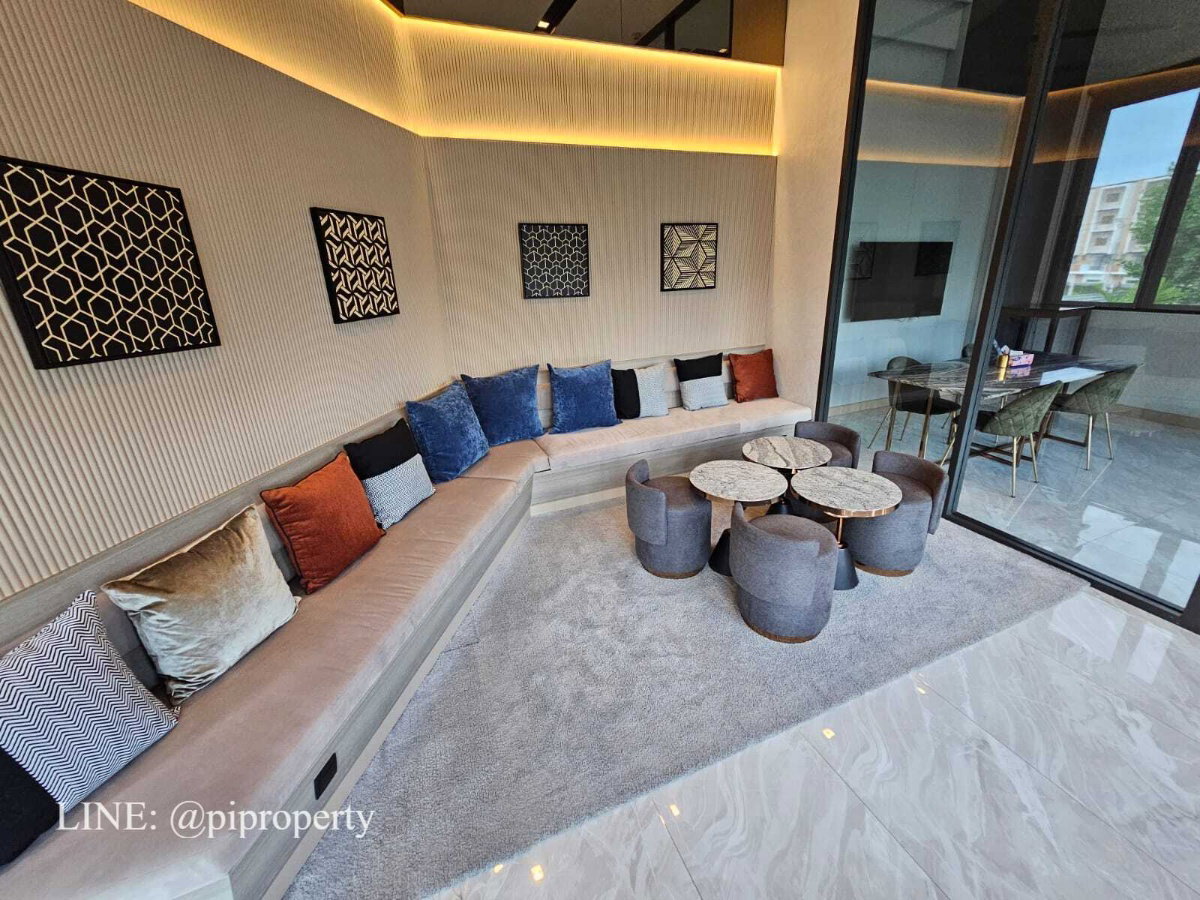 รูป เฟอร์นิเจอร์ครบ บ้านเดี่ยวหรูทันสมัยให้เช่าในเดอะเจนทรีพัฒนาการ 4 ห้องนอน + 5 ห้องน้ํา + ที่จอดรถ 3 คัน ชุมชนที่อยู่อาศัยวิลล่าพัฒนาการชั้นนํา - รูปที่ 56/67