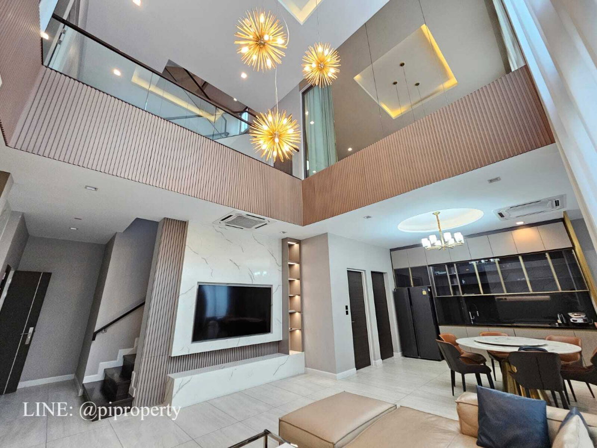 รูป เฟอร์นิเจอร์ครบ บ้านเดี่ยวหรูทันสมัยให้เช่าในเดอะเจนทรีพัฒนาการ 4 ห้องนอน + 5 ห้องน้ํา + ที่จอดรถ 3 คัน ชุมชนที่อยู่อาศัยวิลล่าพัฒนาการชั้นนํา - รูปที่ 10/67