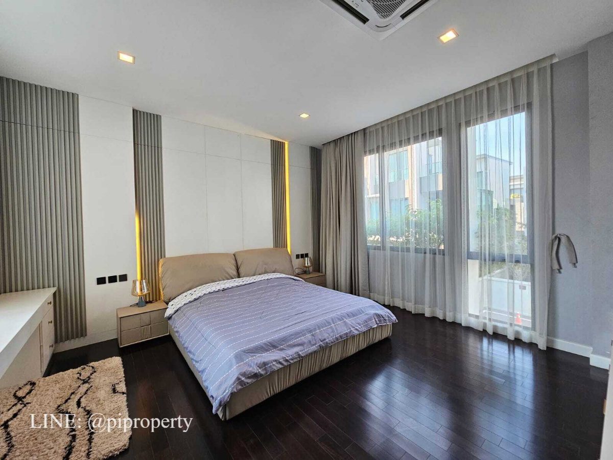รูป ขายบ้านเดี่ยวหรูสไตล์โมเดิร์นตกแต่งพร้อมอยู่ โครงการเดอะเจนทรี พัฒนาการ 4 ห้องนอน 5 ห้องน้ำ ที่จอดรถ 3 คัน บ้านเดี่ยวสุดหรูในโครงการพัฒนาการ - รูปที่ 21/67
