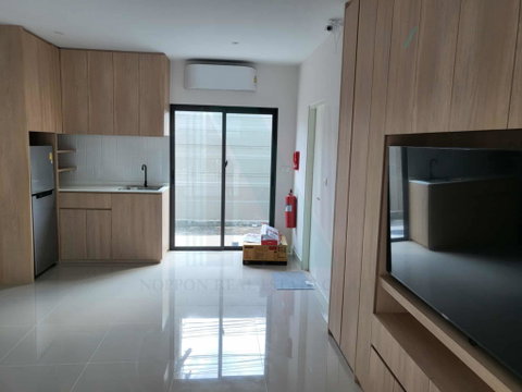ขายทาวน์โฮม โครงการ บ้านกลางเมือง สุขุมวิท-อ่อนนุช 3 ชั้น 3 ห้องนอน 3 ห้องน้ำ