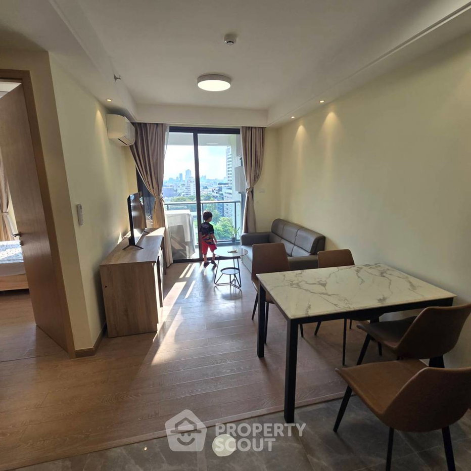 รูป คอนโด 1 ห้องนอน Regal Sathon-Naradhiwas ย่านสาทร กรุงเทพฯ (ID 1895325) - รูปที่ 1/9