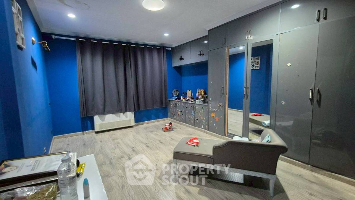 รูป บ้านให้เช่า 3 ห้องนอน สุขุมวิท คลองตันเหนือ ใกล้ BTS ทองหล่อ (ID 2361980) - รูปที่ 18/19