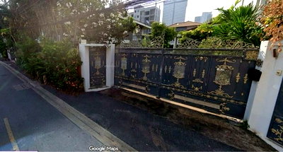 ที่ดิน ม.หอการค้าไทย : ขายบ้านพร้อมที่ดินใจกลางอารีย์ 
