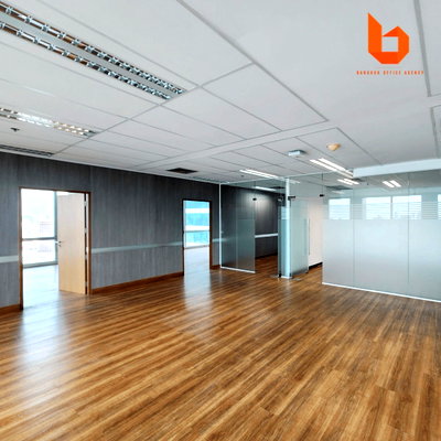 Office for rent : Office Space for rent in Ratchadaphisek. Near MRT thailand Cultural Centre 