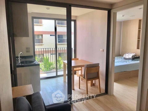 1-BR 30 Sqm Condo At T-One Condominium Phaholyothin 32 Near BTS Sena Nikhom (ID 2364544)