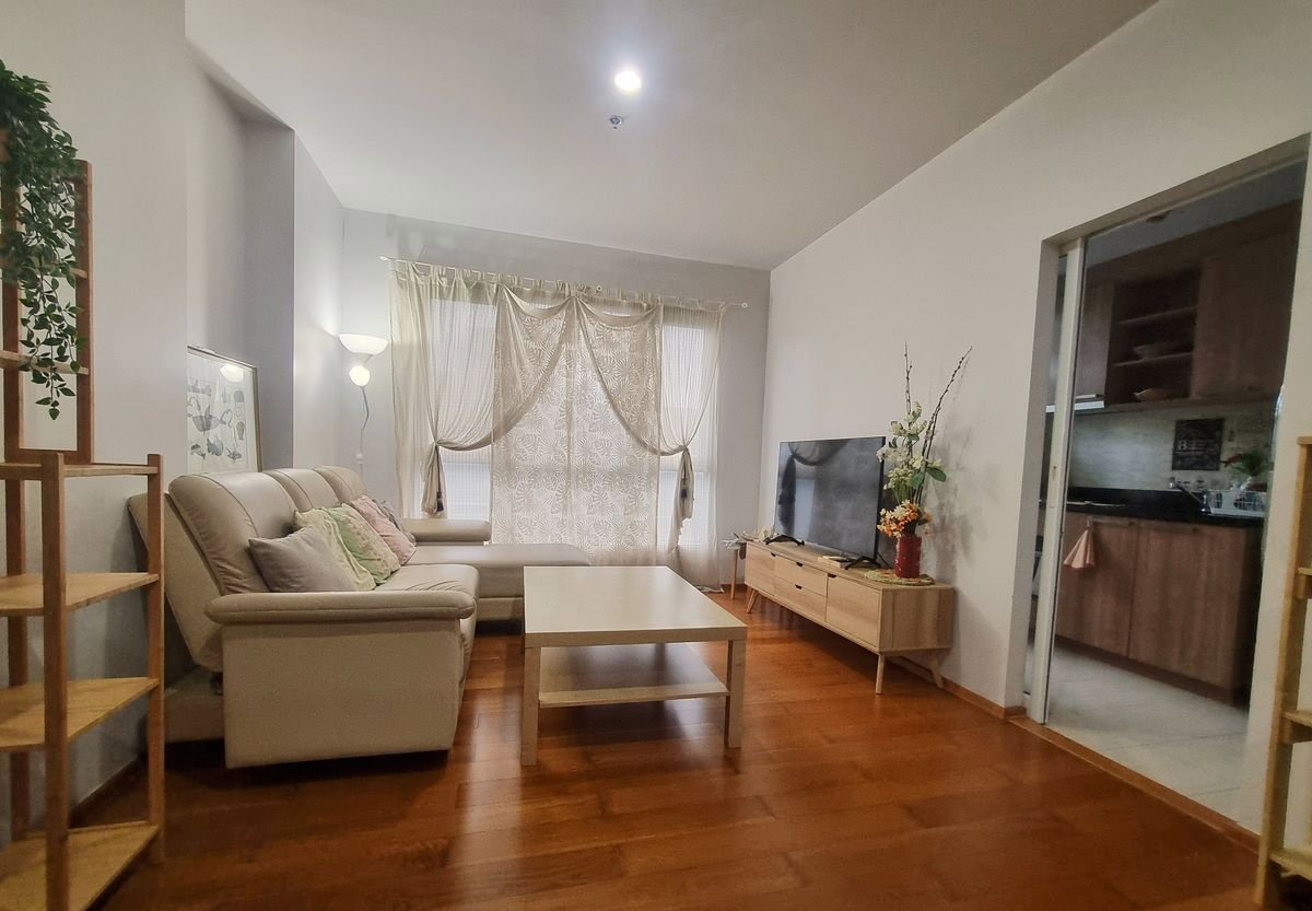 picture Code: KJ9263  for rent Hive Taksin // Line ID: @kjcondo (with @) // - 3/23