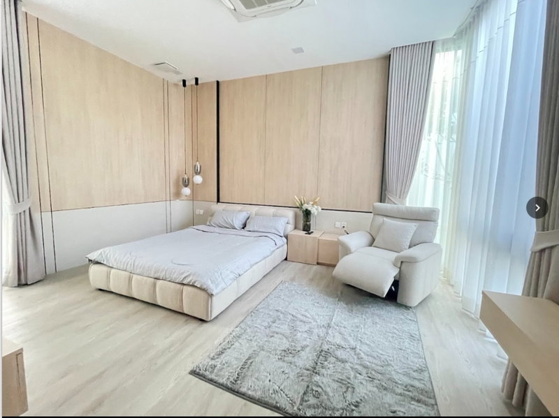 Houses for rent : 💥CP-9189💥3-storey detached house for rent, Vive Krungthep Kreetha project, fully furnished, ready to move in 👉 Add Line @luxeliving