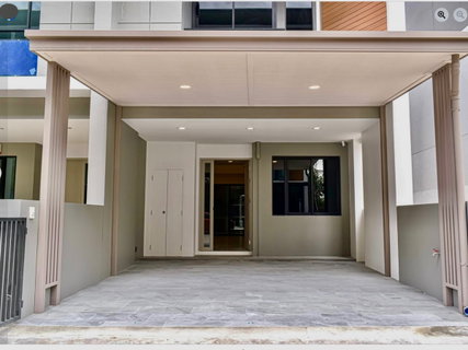 ขายทาวน์โฮม 3.5 ชั้น แปลงมุม โครงการ Premium Place พหลโยธิน–รามอินทรา | บ้านใหม่ไม่เคยเข้าอยู่ ติดถนน Main ของโครงการ ใกล้รถไฟฟ้าสายสีเขียว