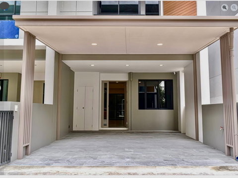 ขายทาวน์โฮม 3.5 ชั้น แปลงมุม โครงการ Premium Place พหลโยธิน–รามอินทรา | บ้านใหม่ไม่เคยเข้าอยู่ ติดถนน Main ของโครงการ ใกล้รถไฟฟ้าสายสีเขียว