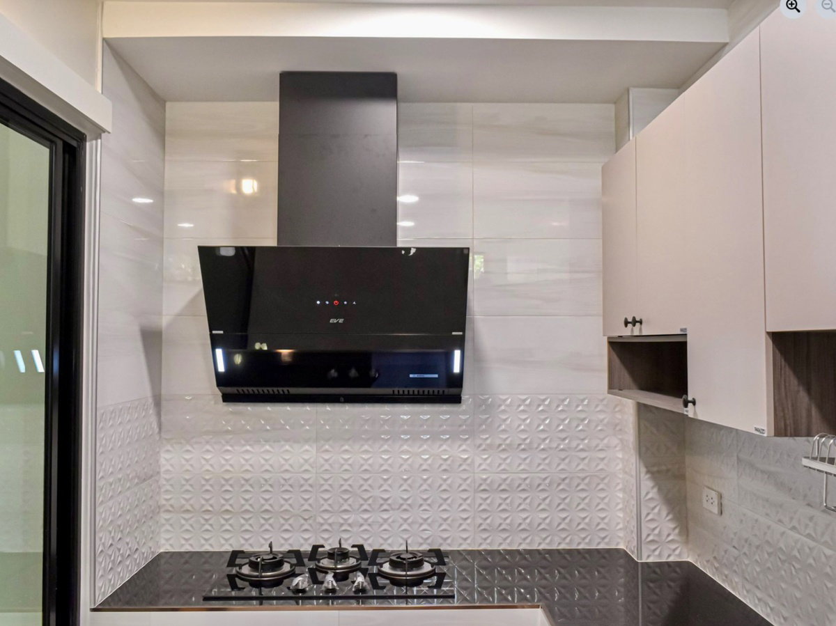 รูป ขายทาวน์โฮม 3.5 ชั้น แปลงมุม โครงการ Premium Place พหลโยธิน–รามอินทรา | บ้านใหม่ไม่เคยเข้าอยู่ ติดถนน Main ของโครงการ ใกล้รถไฟฟ้าสายสีเขียว - รูปที่ 9/26