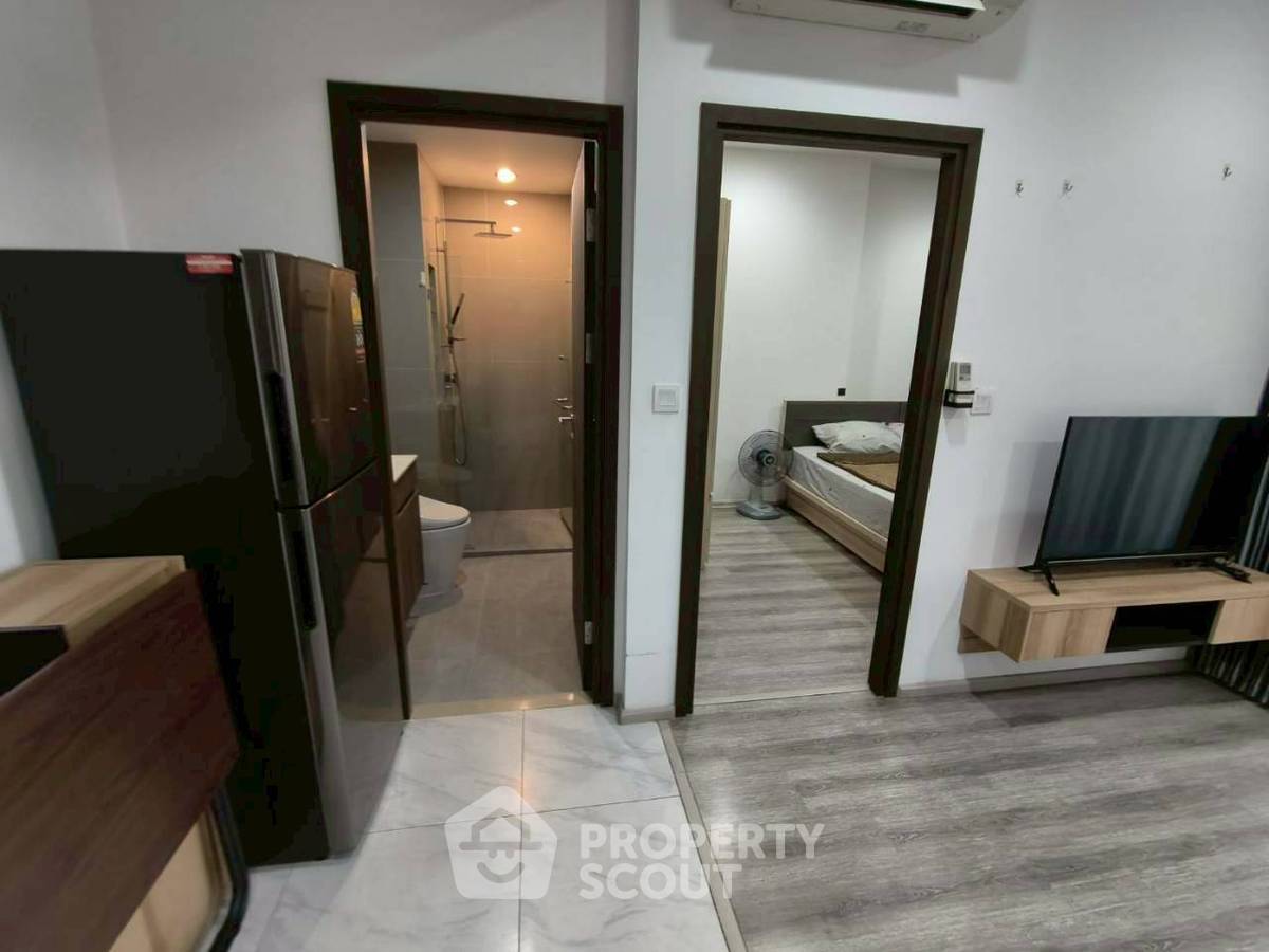 รูป ราคาน่าสนใจ คอนโด 1 ห้องนอน ชั้น 34 Ideo Mobi Asoke ใกล้ MRT เพชรบุรี 200 เมตร (ID 2363677) - รูปที่ 3/9