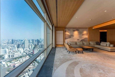 ❖ Super Luxury ❖ 60+ floor, 399.33 sq.m. | 4 bedrooms 3 bathrooms | Near BTS Saphan Taksin 6 min, Asiatique The Riverfront 5 min