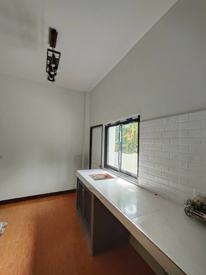 รูป ขายบ้านใหม่ ใกล้โรงเรียนสตรี 55ตร.ว. ต.ศาลาแดง อ.เมือง จ.อ่างทอง - รูปที่ 17/23