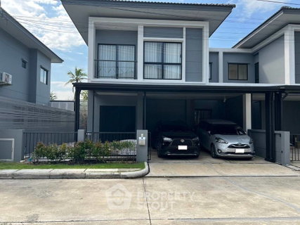 บ้าน 3 ห้องนอน ขาย โครงการลุมพินีทาวน์เพลส พระราม 2-ท่าข้าม ใกล้แสมดำ (ID 1901558)