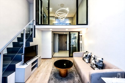 Condos for rent : ✨✨SOHO Bangkok Ratchada near MRT Huai Khwang Station Book before anyone else