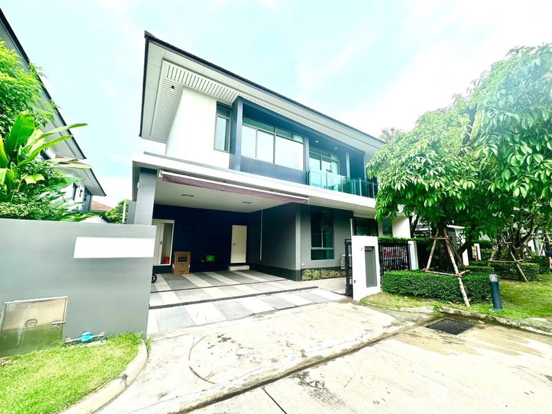 Houses for rent : P0320 Luxury Home for Rent at Setthasiri Krungthep Kreetha 1 Fully Furnished | Ready to Move In