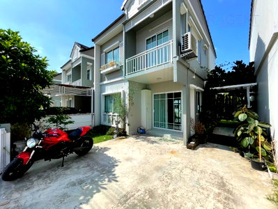 Townhouses for sale Theparak Road : 📌 For Sell Town house THE VILLAGE BANGNA-WONGWAEN 3 2-story 3 bedroom 2 bathroom