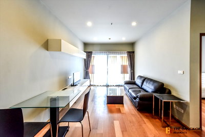 Condos for rent : ✨✨Location Near Employment, Surrounded by Lifestyles Noble Revent near Airport Rail Link Phaya Thai Station