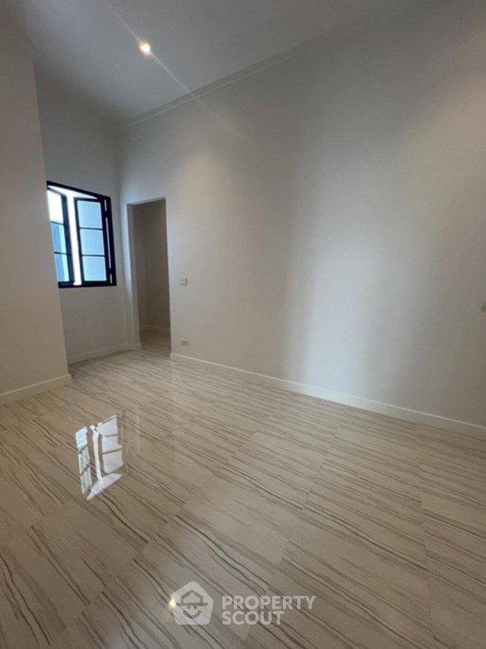 รูป บ้าน 5 ห้องนอน ให้เช่า โครงการ Maison Blanche สุขุมวิท 67 ใกล้ BTS พระโขนง 400 เมตร (ID 1497463) - รูปที่ 10/20
