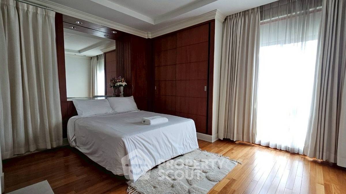 รูป คอนโด 5 ห้องนอน ชั้น 15 ขึ้นไป พื้นที่ 385 ตร.ม. Royal Residence Park ใกล้ BTS เพลินจิต (ID 2199554) - รูปที่ 8/18