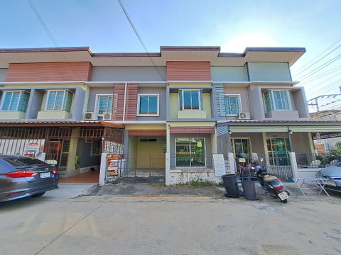 AJ 0495 : บัวทองธานี 15 นนทบุรี