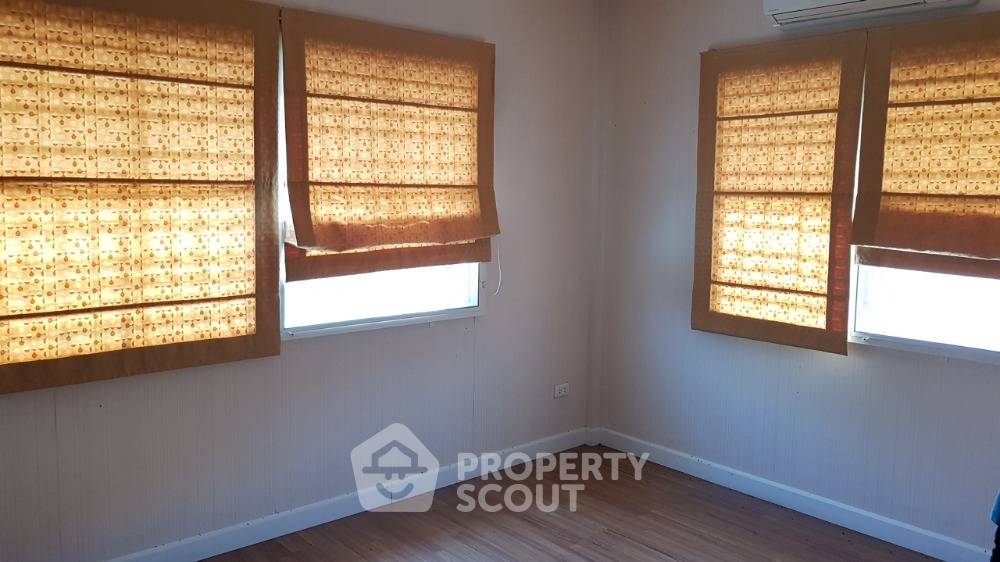 picture 3-Bedroom House For Sale Near Bang Phlap, Pak Kret, Nonthaburi (ID 1484729) - 10/14