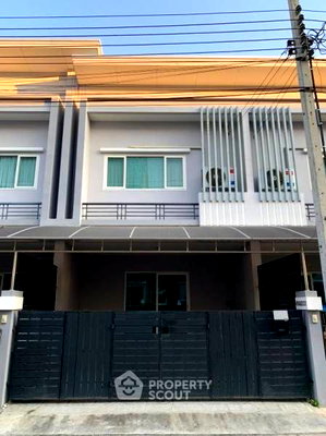 ขายทาวน์โฮม : ทาวน์โฮม 3 ห้องนอน ขาย The Exclusive Wongwaen - Ramintra (เลี้ยงสัตว์ได้) (ID 1643614)