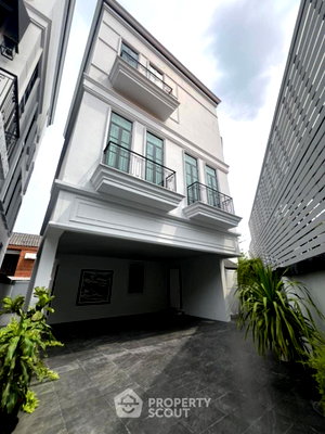 เช่าบ้านเดี่ยว เขตวัฒนา : บ้าน 5 ห้องนอน ให้เช่า โครงการ Maison Blanche สุขุมวิท 67 ใกล้ BTS พระโขนง 400 เมตร (ID 1497463)