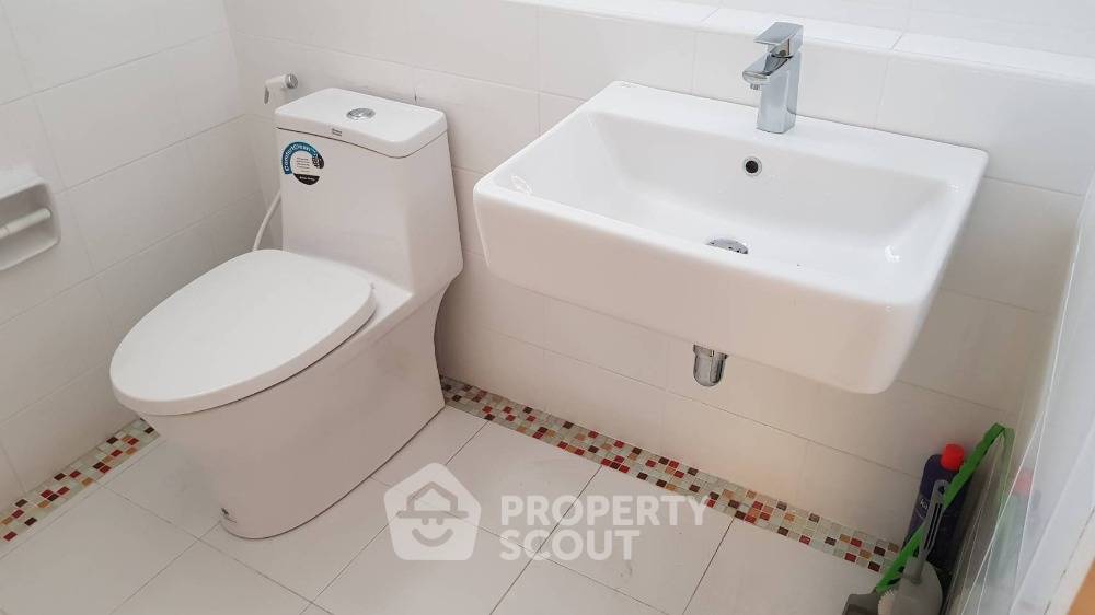 picture 3-Bedroom House For Sale Near Bang Phlap, Pak Kret, Nonthaburi (ID 1484729) - 14/14