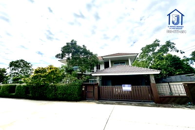 ขายบ้านเดี่ยว : ขายบ้านเดี่ยว 2 ชั้น หมู่บ้านดีไลท์ แอทซีน วัชรพล–จตุโชติ หลังริม ใกล้ทางด่วนรามอินทรา-อาจณรงค์ ด่านจตุโชติ