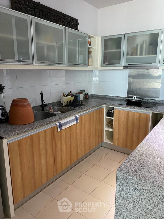 รูป คอนโด 2 ห้องนอน ขนาด 90 ตร.ม. ชั้น 31 ที่ Millennium Residence ใกล้ BTS อโศก (ID 664244) - รูปที่ 8/21