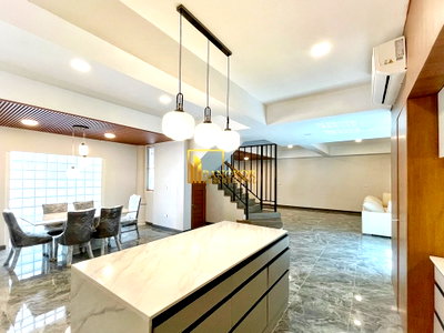 Townhouses for rent J Avenue Thonglor : Stylish 4 Bedroom Townhouse For Rent in Thonglor Area - BR49063TH