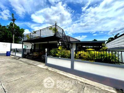 Houses for sale Frost Magical Ice of Siam : Pet-Friendly 3-BR House For Sale Near Map Prachan Lake, Pong, Chon Buri (ID 2373862)