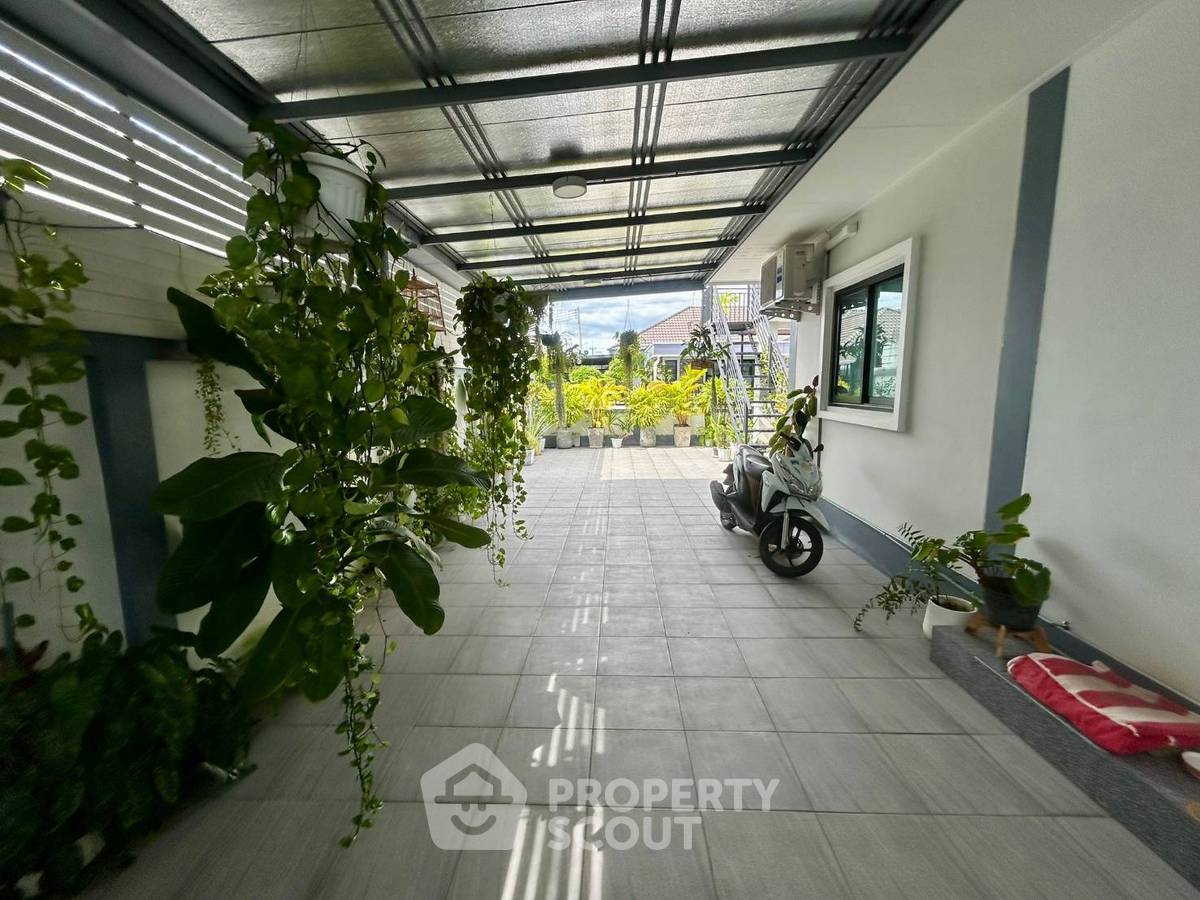 picture Pet-Friendly 3-BR House For Sale Near Map Prachan Lake, Pong, Chon Buri (ID 2373862) - 3/16