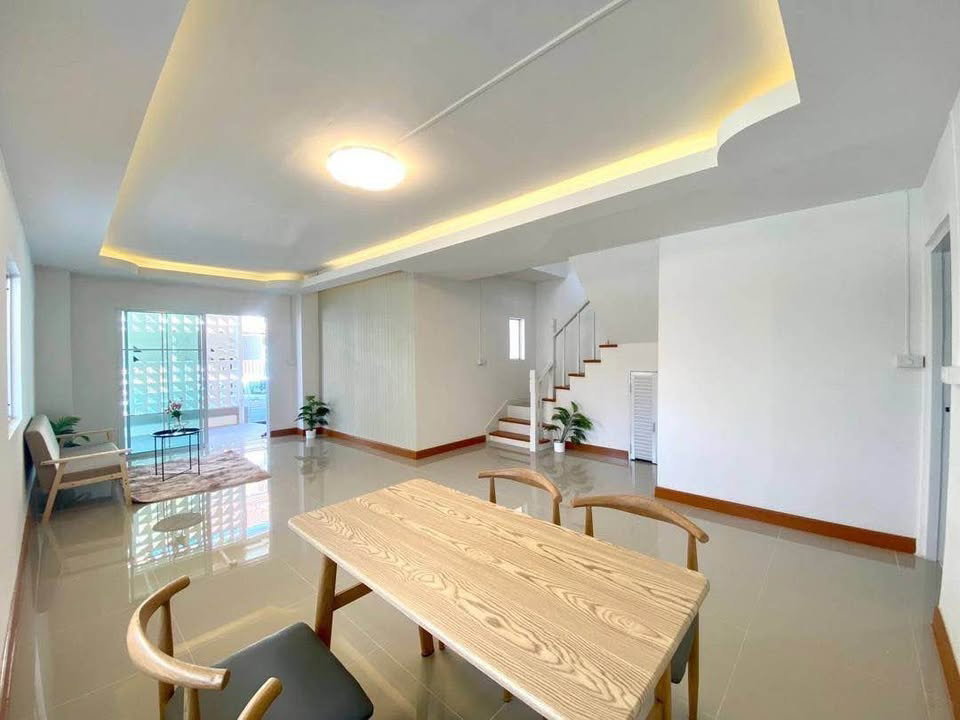 รูป 🏡✨ บ้านพร้อมอยู่ ทำเลทองคลองสาม ราคาดีสุดในย่านนี้‼️ เพียง 1.99 ล้าน ฟรีเฟอร์ฯ ฟรีโอน 🎁 - รูปที่ 7/16
