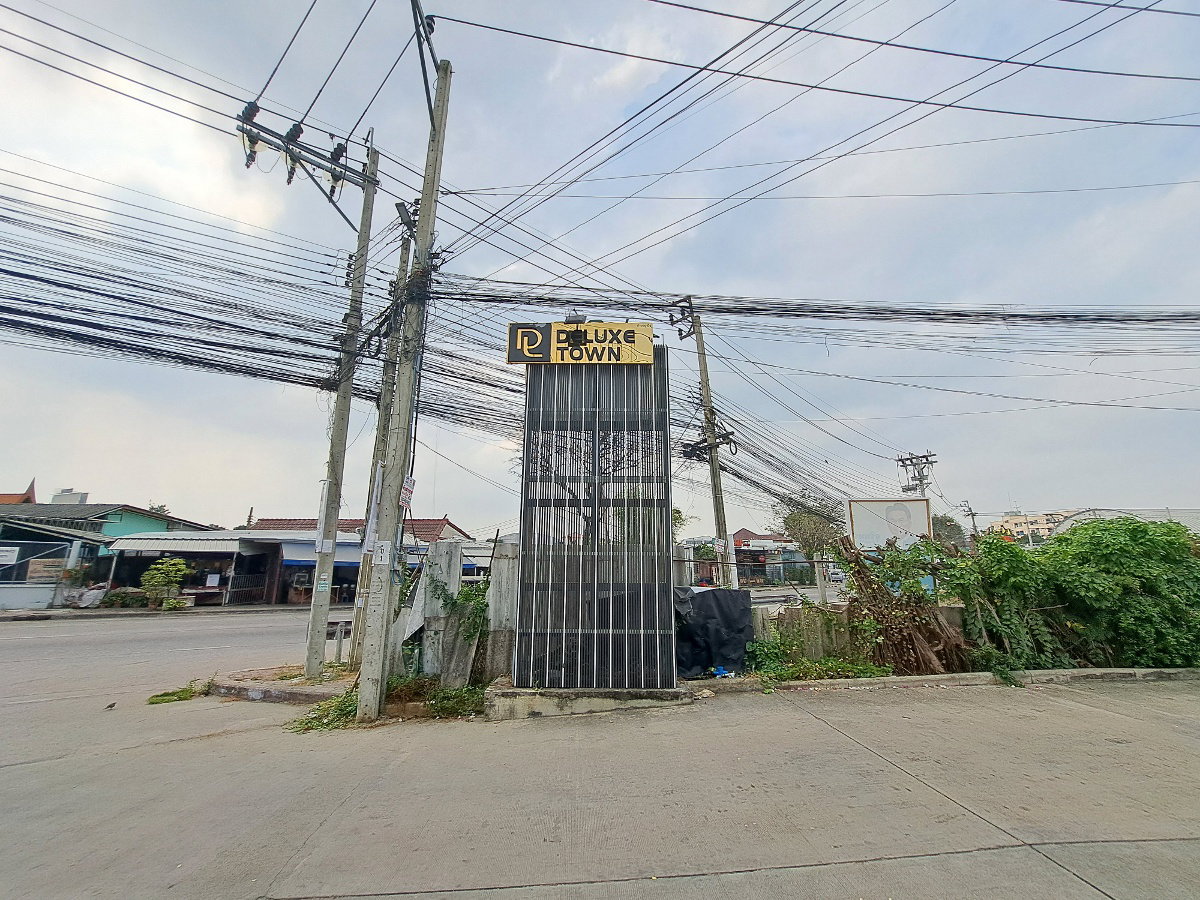 รูป AI 0144 : บ้านอยู่เย็น ดีลักซ์ ทาวน์  - รูปที่ 43/44