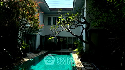 บ้านเดี่ยว อาคารทรู ทาวเวอร์ 2 : บ้าน 4 ห้องนอน ขาย Noble Tara Pattanakarn ใกล้ ARL หัวหมาก (ID 2087122)