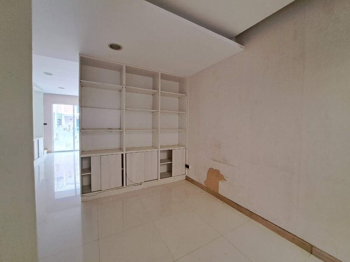 รูป AI 0144 : บ้านอยู่เย็น ดีลักซ์ ทาวน์  - รูปที่ 13/44