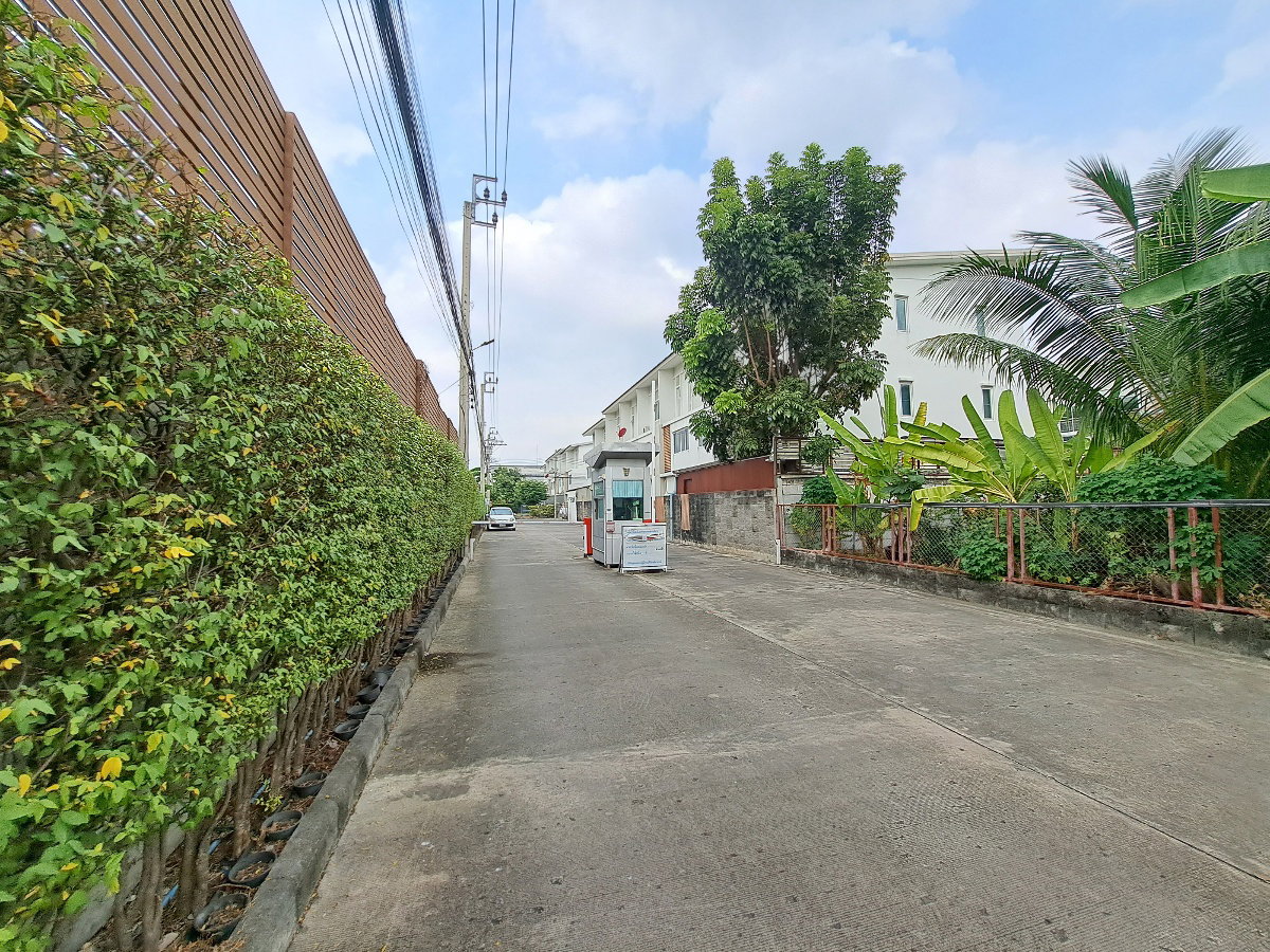 รูป AI 0144 : บ้านอยู่เย็น ดีลักซ์ ทาวน์  - รูปที่ 44/44