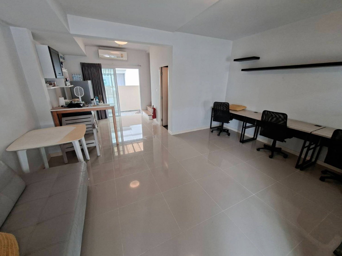 รูป บ้านให้เช่าซอย ม. เอแบค บางบ่อ,บางเสาธง บ้านทาวน์โฮม บ้านหลังริม - รูปที่ 2/19