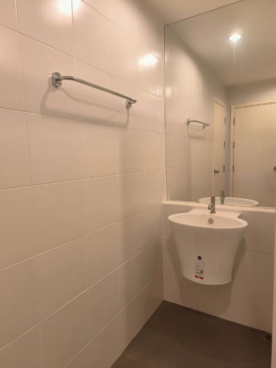 รูป 💖💖ขายด่วน ราคาพิเศษ แอสปาย รัตนาธิเบศร์ 1 (2 Bed 49.58 ตร.ม/2.65 ล้าน) ชั้น 12A สนใจสอบถามได้นะคะ LINE: atfirm2010💖💖 - รูปที่ 12/17