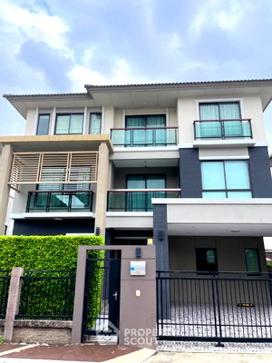 Houses for sale : 5-BR House For Sale, Passorn Songprapa, Don Mueang, Bangkok (ID 1802376)